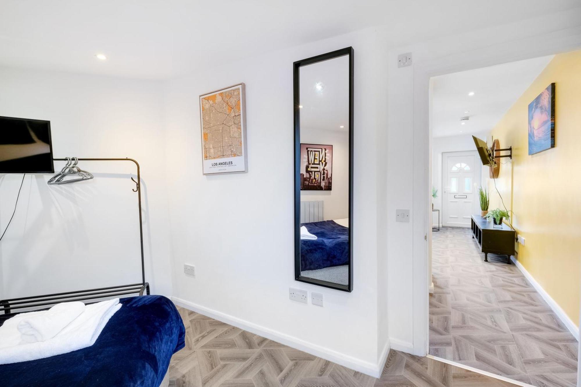 Northolt  Kings House Apartment Hayes, West London Apt A מראה חיצוני תמונה